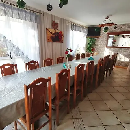 Wypoczynek Nad Bugiem Farm stay Klepaczew